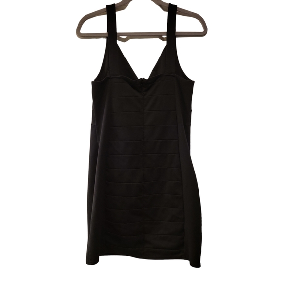 American Eagle, Little Black Dress, Sleeveless, Lined, V-Neck, Women's size XLG - Picture 2 of 3